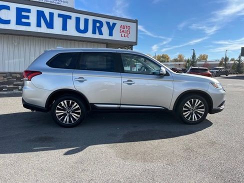 Used 2020 Mitsubishi Outlander SE image 20