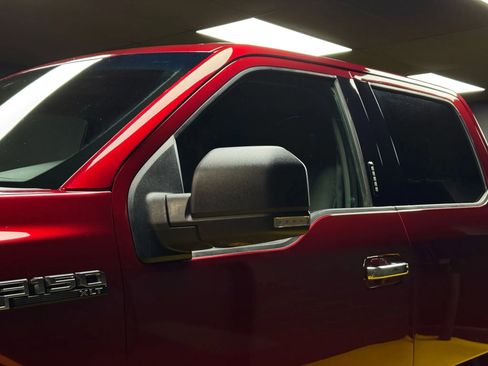 Used 2017 Ford F150 XLT w/ Equipment Group 302A Luxury image 9