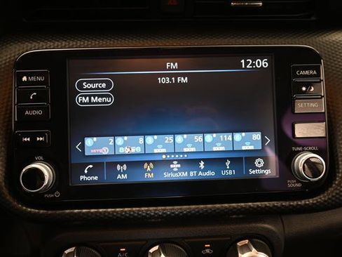 Used 2024 Nissan Kicks SV FWD image 11
