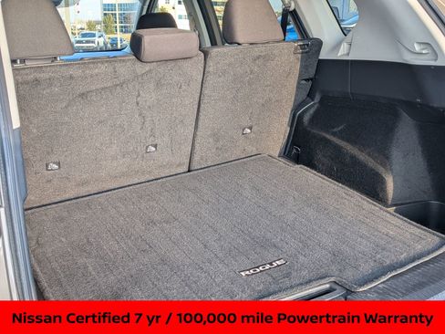 Certified 2025 Nissan Rogue SV image 8