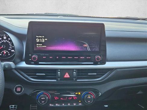 Used 2023 Kia Forte GT image 13