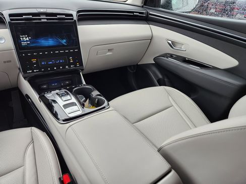 Certified 2024 Hyundai Tucson Limited image 14