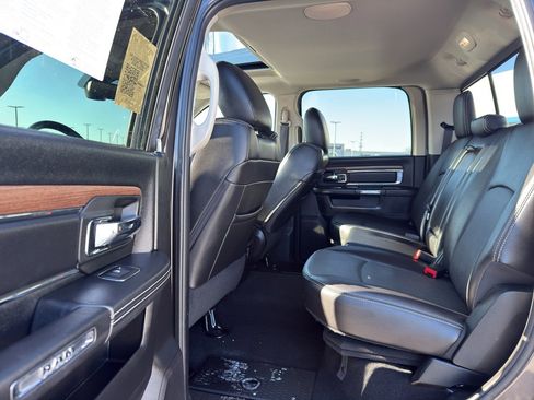 Used 2017 RAM 3500 Laramie image 31