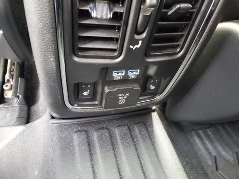 Used 2021 Jeep Grand Cherokee Limited w/ Luxury Group II image 13