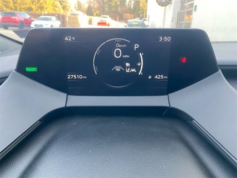 Used 2023 Toyota Prius XLE image 16