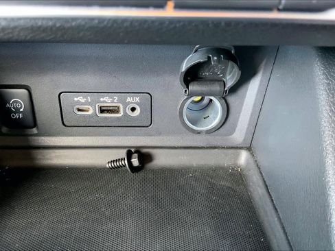 Used 2024 Nissan Sentra SR image 32