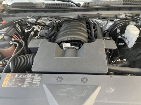 Used 2018 Chevrolet Silverado 1500 LT w/ All Star Edition AWD/4WD image 29
