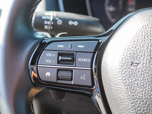 Used 2024 Honda Civic Sport image 29