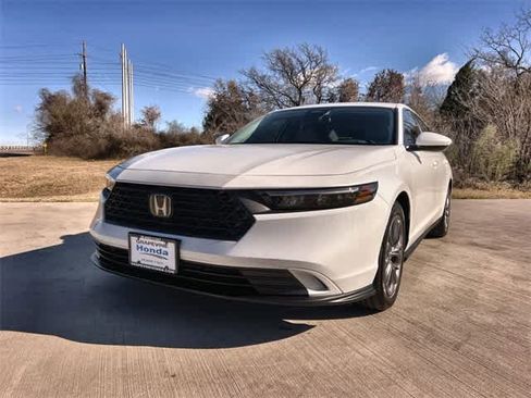 Certified 2024 Honda Accord EX image 2