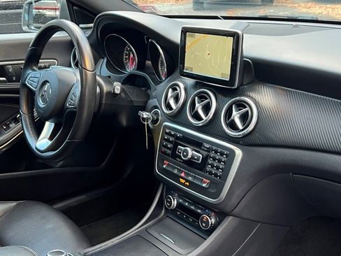 Used 2014 Mercedes-Benz CLA 250 4MATIC w/ Multimedia Package image 11