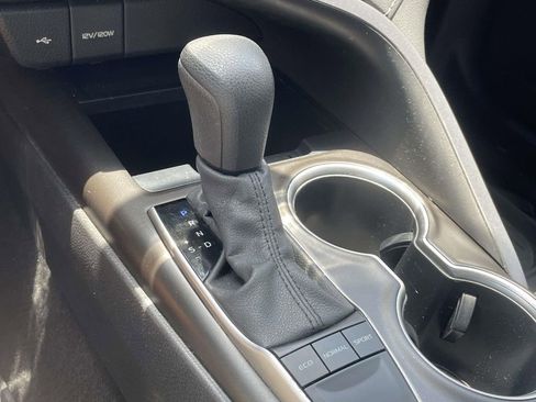 Used 2022 Toyota Camry LE FWD image 20