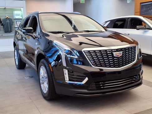 Used 2025 Cadillac XT5 Luxury image 3