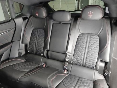 Used 2022 Maserati Levante Modena S image 16
