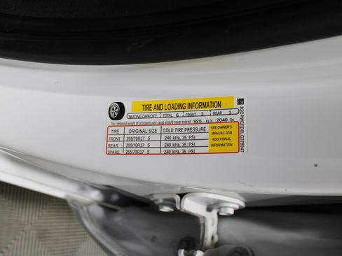 Used 2020 Chevrolet Silverado 1500 LT w/ All-Star Edition image 39