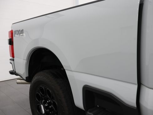 Used 2025 Ford F250 XLT w/ Black Appearance Package AWD/4WD image 29