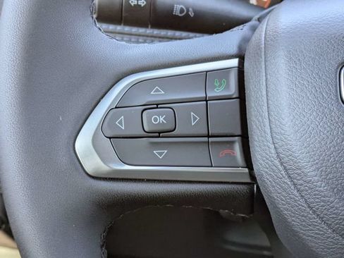 New 2026 Jeep Compass Latitude AWD/4WD image 24