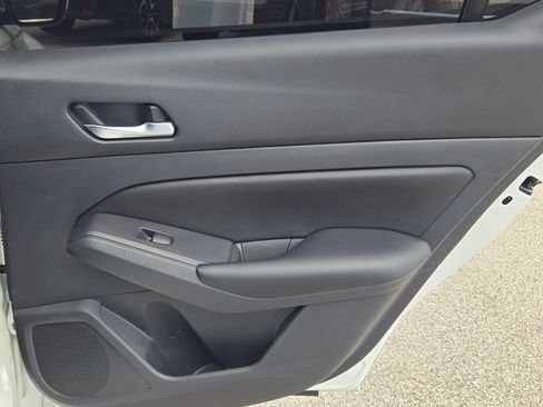 Used 2022 Nissan Altima 2.5 S FWD image 10