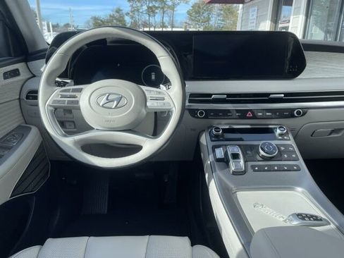 Used 2025 Hyundai Palisade Calligraphy image 19