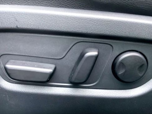 Used 2025 MAZDA CX-50 AWD 2.5 S w/ Weather Package image 34