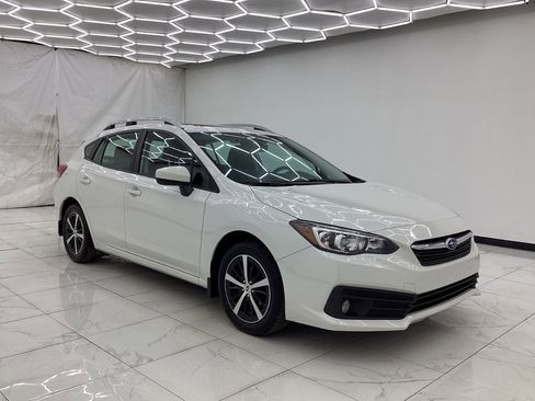 Used 2020 Subaru Impreza 2.0i Premium image 7
