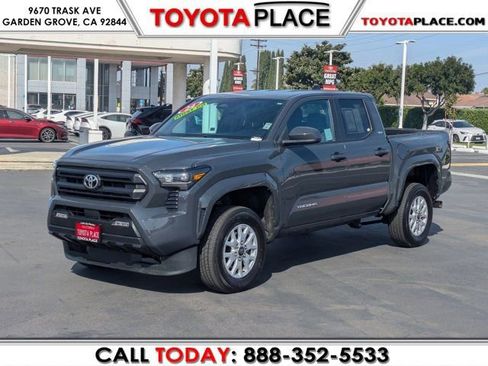 Used 2024 Toyota Tacoma SR5 image 1