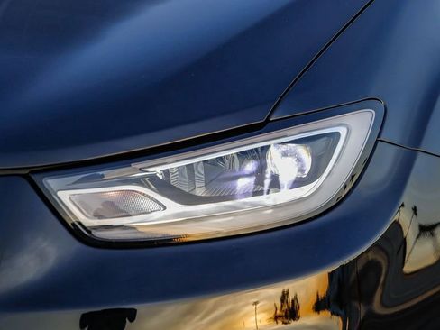 New 2026 Chrysler Pacifica Select w/ S Appearance Package image 5