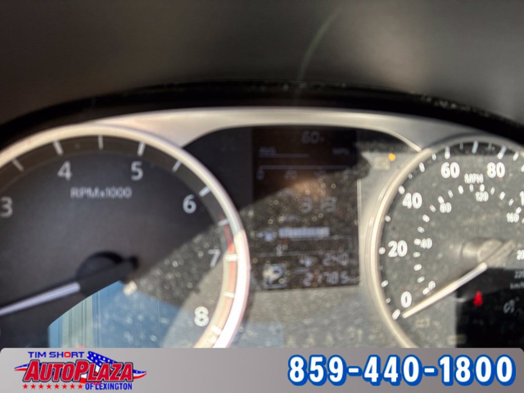 Used 2024 Nissan Versa S FWD image 3