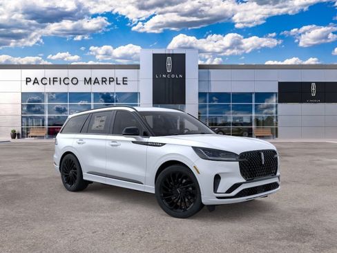 New 2026 Lincoln Aviator Reserve w/ Jet Appearance Package AWD/4WD image 7