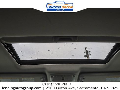 Used 2021 Nissan Armada SL w/ Captain's Chairs Package image 15