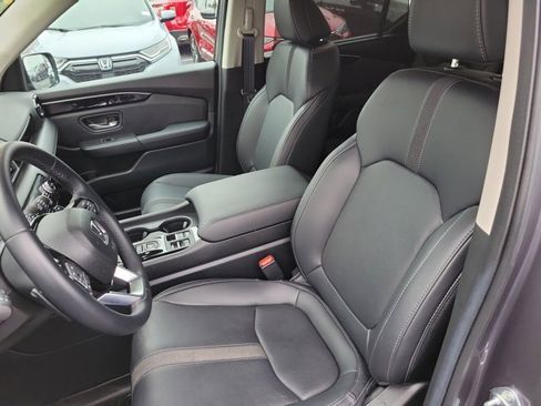 Certified 2025 Honda Pilot EX-L image 19