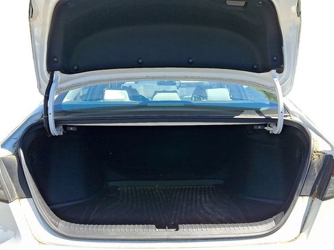 Certified 2023 Honda Accord EX image 32