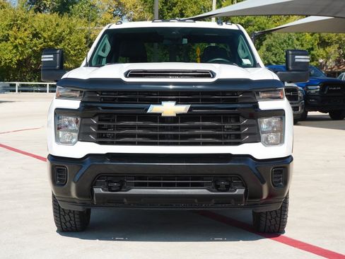 Used 2024 Chevrolet Silverado 2500 W/T image 7