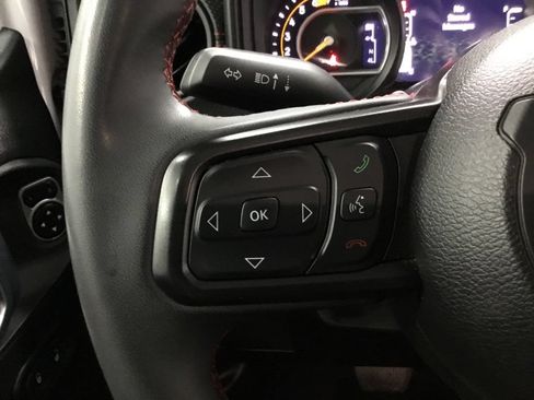 Used 2024 Jeep Wrangler Unlimited Rubicon AWD/4WD image 36