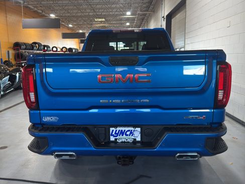 Used 2022 GMC Sierra 1500 AT4 w/ Sierra Safety Plus Package image 5