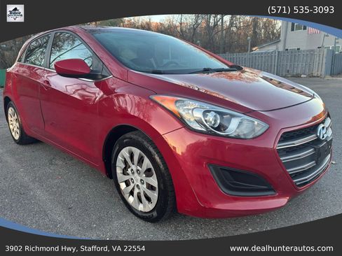 Used 2016 Hyundai Elantra GT FWD image 3