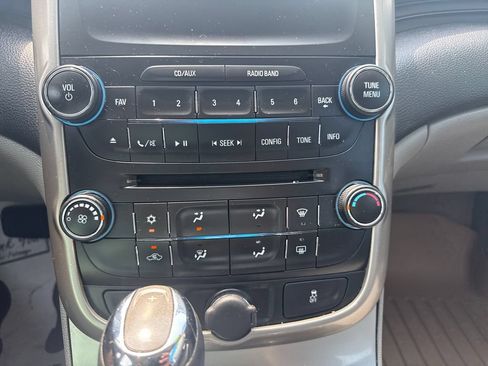 Used 2015 Chevrolet Malibu LS FWD image 28
