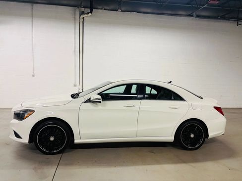 Used 2014 Mercedes-Benz CLA 250 image 5