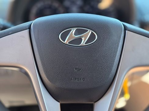 Used 2017 Hyundai Accent SE image 29