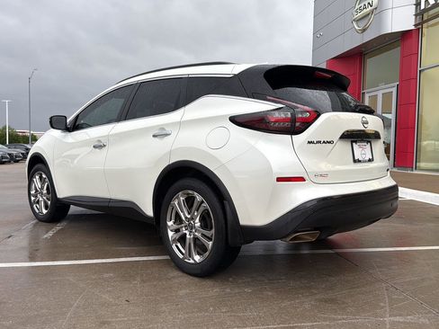 Used 2023 Nissan Murano SV w/ SV Midnight Edition Package FWD image 12