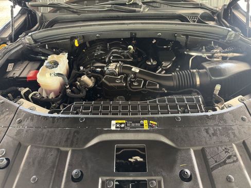 Used 2025 Jeep Grand Cherokee Laredo X w/ Luxury Tech Group I RWD image 43