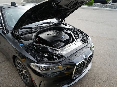 Used 2024 BMW 430i Convertible w/ Convenience Package image 39