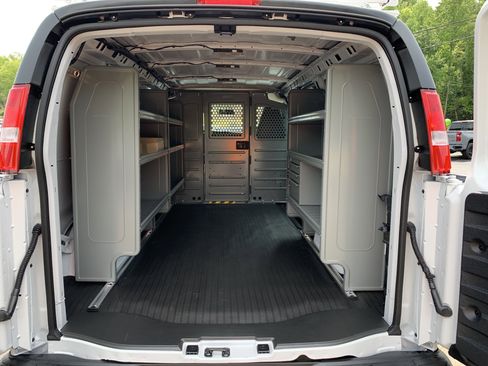 New 2025 Chevrolet Express 2500 w/ Driver Convenience Package image 15