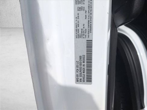 Used 2025 RAM ProMaster 2500 w/ Convenience Group FWD image 21