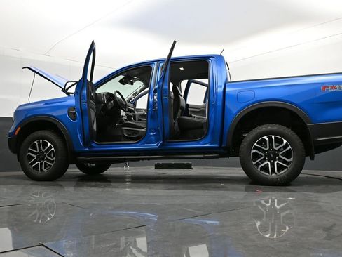 New 2025 Ford Ranger Lariat w/ FX4 Off-Road Package image 32