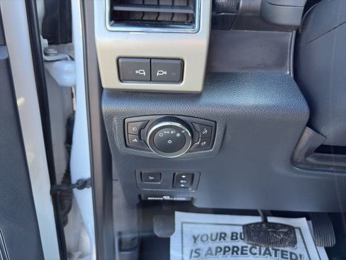 Used 2022 Ford F350 Lariat w/ Lariat Ultimate Package AWD/4WD image 12