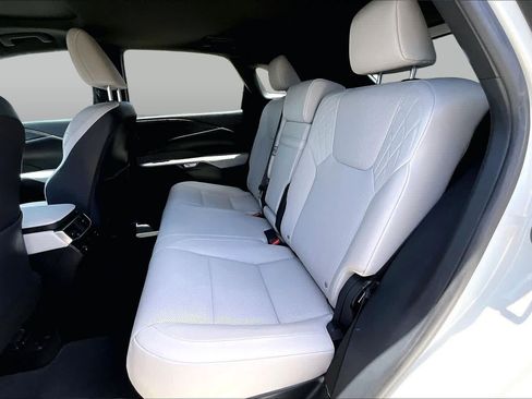 Used 2024 Lexus RX 350 Premium w/ Accessory Package (Z1) FWD image 21