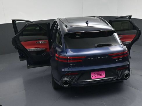 Used 2022 Genesis GV70 3.5T Sport w/ Sport Advanced Package AWD/4WD image 23