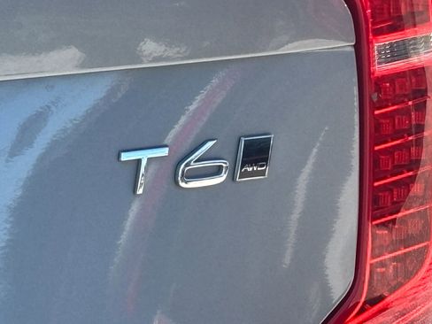 Used 2016 Volvo XC90 T6 Momentum image 35