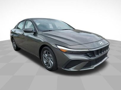 Used 2024 Hyundai Elantra SEL