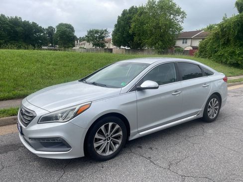 Used 2015 Hyundai Sonata Sport image 3